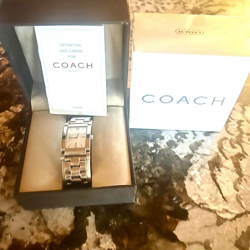 Coach Silver Watch - Picture 4 of 15